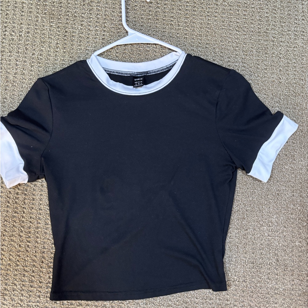 SHEIN Monochrome Contrast Top